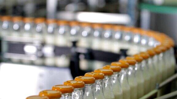 奶业中的包装瓶生产线