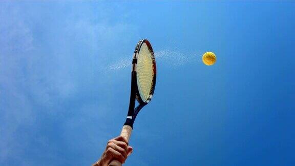 高清超级慢动作:网球运动员发球