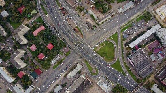 俄罗斯莫斯科市白天交通路口十字路口航拍全景4k