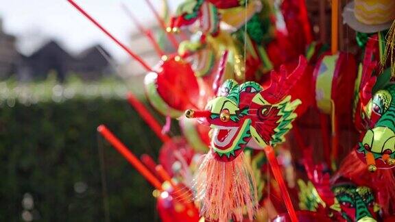 中国的灯笼和舞龙在中国新年