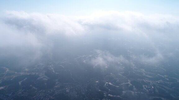 平流层上方的云海