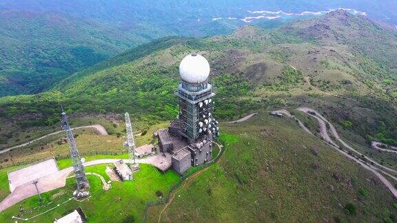 大帽山天文台的无人机照片大帽山是香港的最高峰