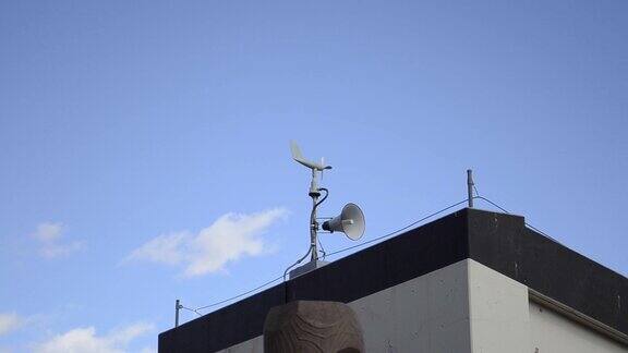 日本日光市屋顶上的HD风力涡轮机