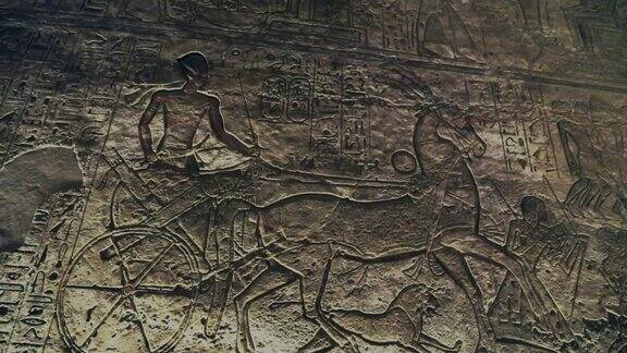 阿布辛贝神庙内的古代绘画