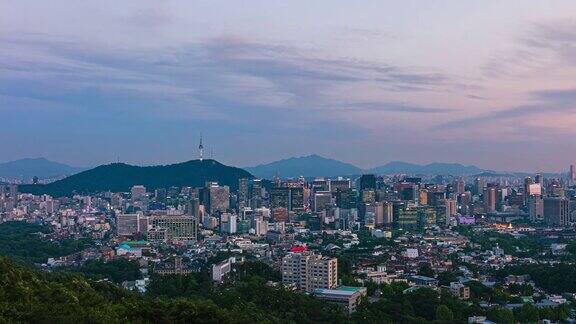 首尔城市和首尔塔延时摄影