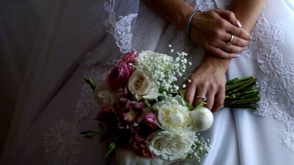 新娘捧花束