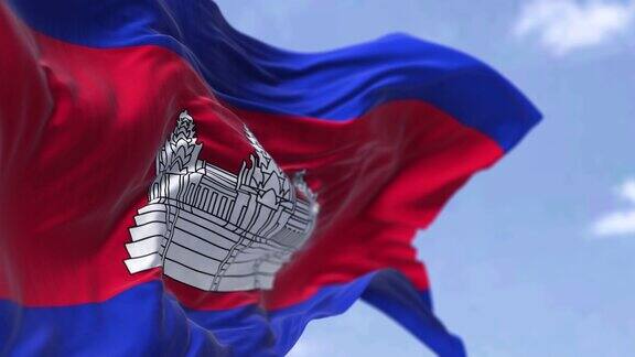 在一个晴朗的日子里柬埔寨国旗在风中飘扬