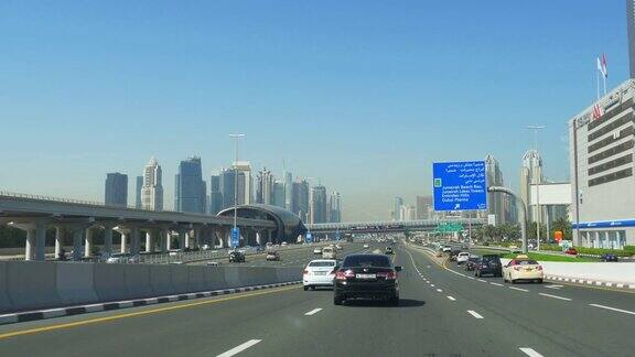 阿联酋天光迪拜市主要公路出行交通流量4k