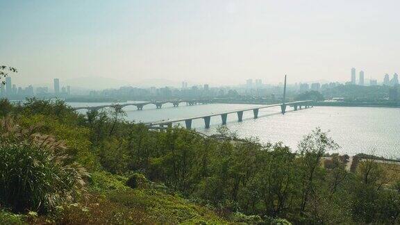 拍摄韩国汉江首尔市景