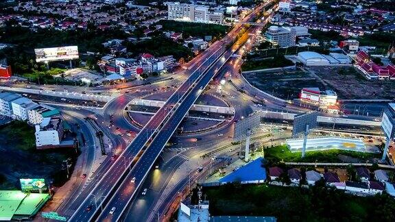 4k鸟瞰图时间推移或hyperlapse白天到晚上的泰国曼谷高速公路城市景观
