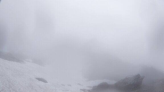 玉龙雪山主峰