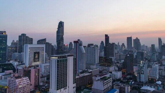 泰国曼谷市白天到晚上的时间流逝