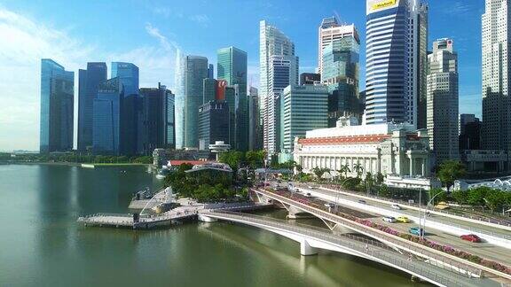 新加坡无人机鸟瞰图通往市中心的桥鱼尾狮雕像喷泉