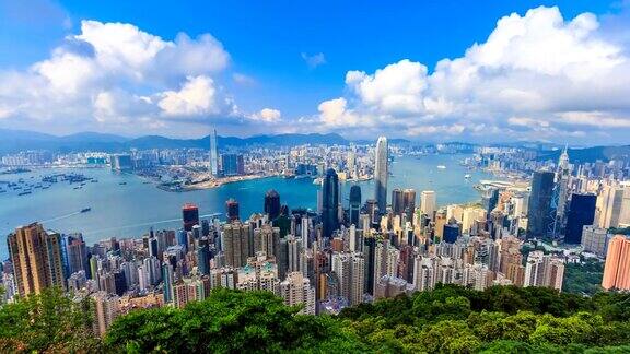 香港城市景观维多利亚山顶高视点延时图(向下平移)