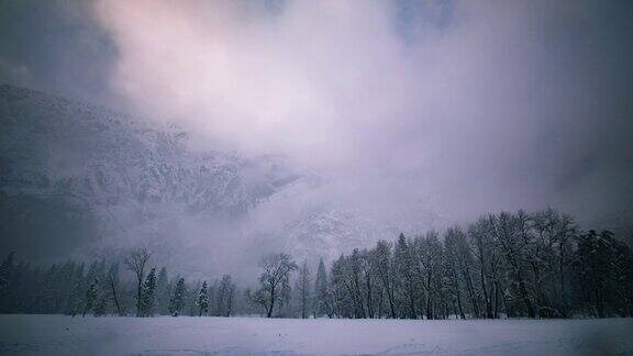 时间流逝-约塞米蒂覆盖的雪在冬天-4K