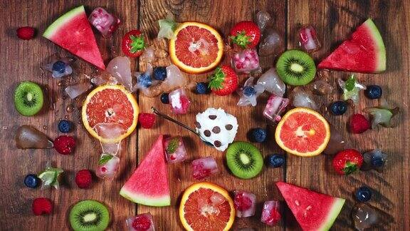 色彩丰富的新鲜水果和冰淇淋