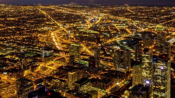 延时:鸟瞰图芝加哥城市景观看河流北部美国在日落黄昏