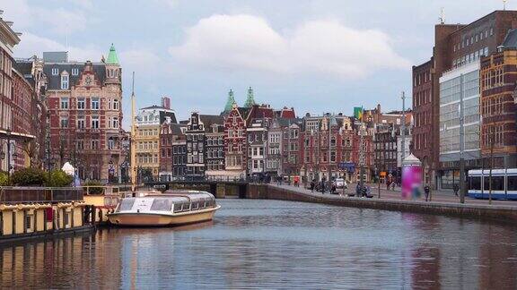 阿姆斯特丹市中心的历史建筑阿姆斯特尔河荷兰