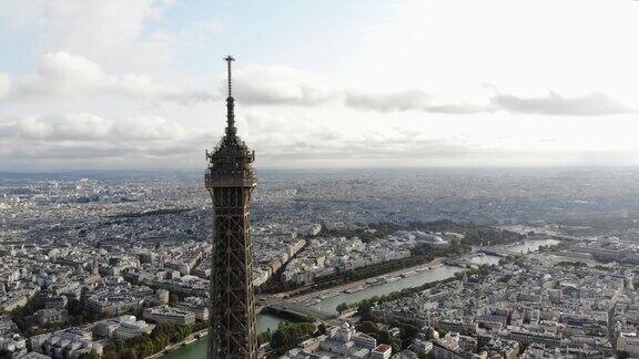 法国巴黎空中俯瞰埃菲尔铁塔