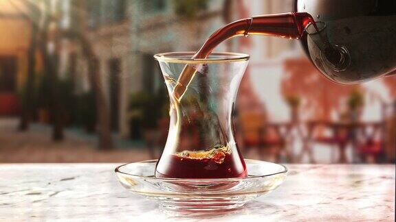 倒传统土耳其茶