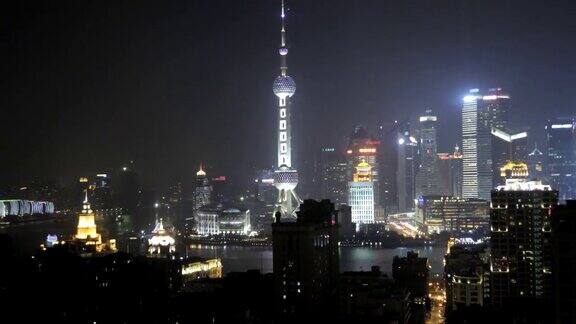 晚上的上海