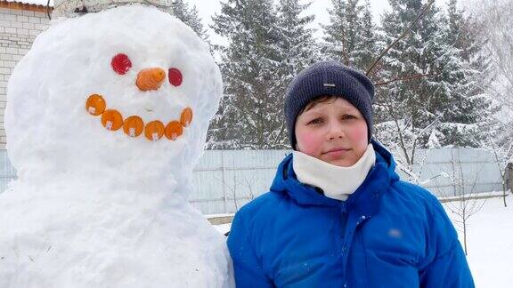 男孩和雪人