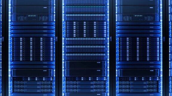 放大到服务器机架的硬盘驱动器点亮蓝色Led灯大型数据中心内部超级计算机与先进云计算概念