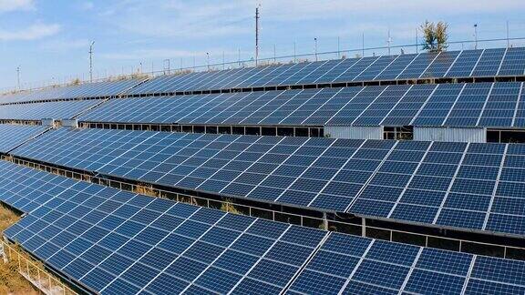太阳能电池的现代结构蓝色光伏太阳能电池板从太阳获得清洁能源可替代的生态能源