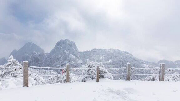 安徽黄山的雪景延时