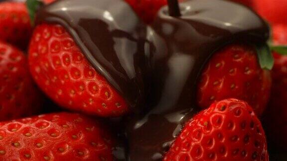 巧克力草莓慢动作