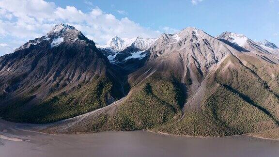 西藏雪山风景航拍