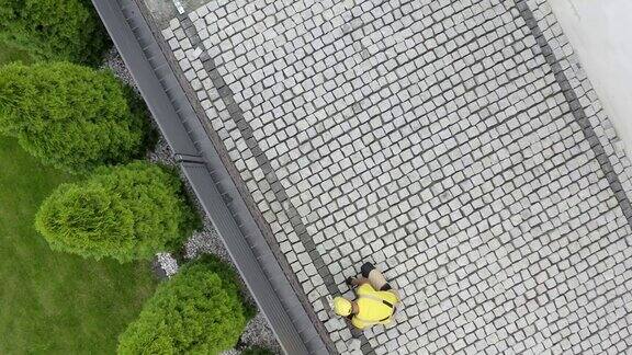 花岗石装饰砖路