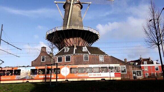 荷兰代尔夫特的有轨电车和风车