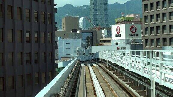 日本神户乘坐单轨列车