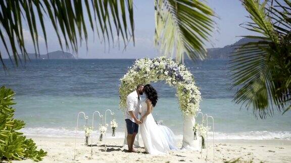 婚礼在热带岛屿