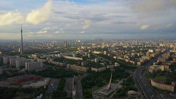 俄罗斯日落天空莫斯科著名城市奥斯坦金诺塔空中全景4k