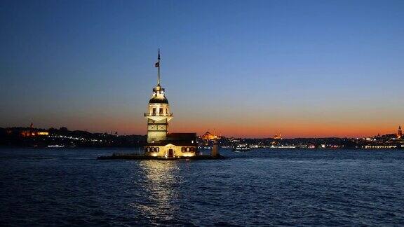 土耳其伊斯坦布尔的梅登塔的夜景