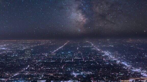 洛杉矶上空的银河
