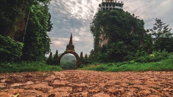 时间流逝:KhaoNaNaiLuang达摩公园是泰国南部著名的地标