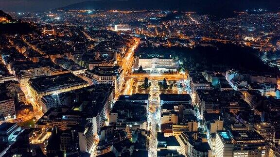 雅典市中心宪法广场从白天到晚上的4K全空中延时(hyperlapse)