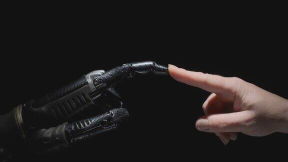 仿人机器人手臂和人的手相互触摸