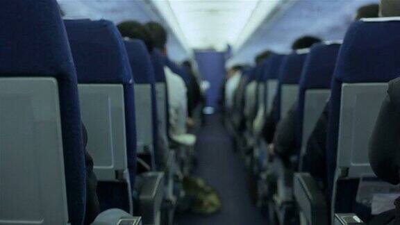 飞机乘客飞行中的乘客
