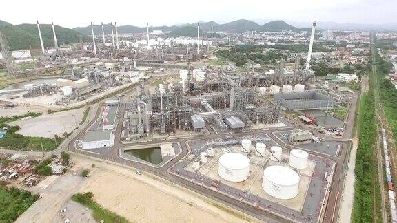 从工业园区看炼油厂的工业景观