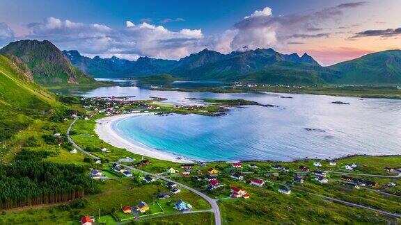 航拍:挪威罗浮敦群岛风景如画的峡湾