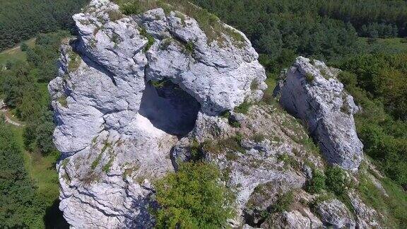 JuraKrakowsko-Czestochowska的石灰岩波兰从以上观点