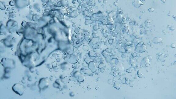 洁净纯净水水下拍摄的气泡