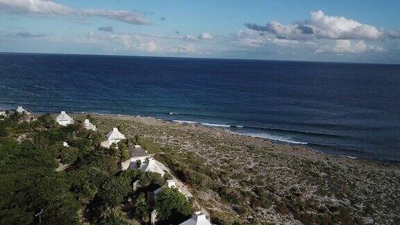 加勒比海的度假胜地空中无人机拍摄的