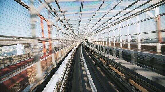 [第16部分]在日本东京由里美线自动列车向前通过彩虹桥到台场先进的交通系统亚洲旅游交通技术理念