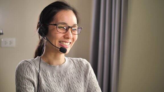 亚洲呼叫中心在家为客户提供支持