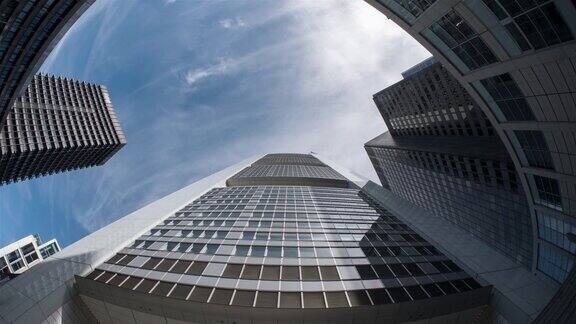 德国商业银行摩天大楼底部延时拍摄与鱼眼广角镜头